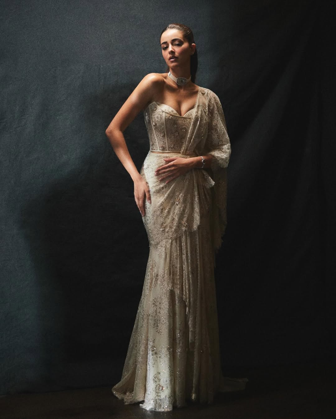 অনন্যার কনসেপ্ট শাড়িতে আধুনিক ঐতিহ্যের ছোঁয়া