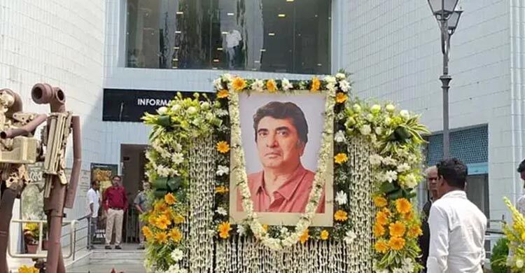 অনীক দত্তকে শেষ শ্রদ্ধা জানাতে নন্দনে তারকাদের ভিড়