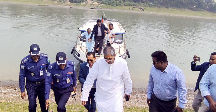 দুর্নীতির বিরুদ্ধে সরকার সর্তক অবস্থানে রয়েছে: পানি সম্পদমন্ত্রী