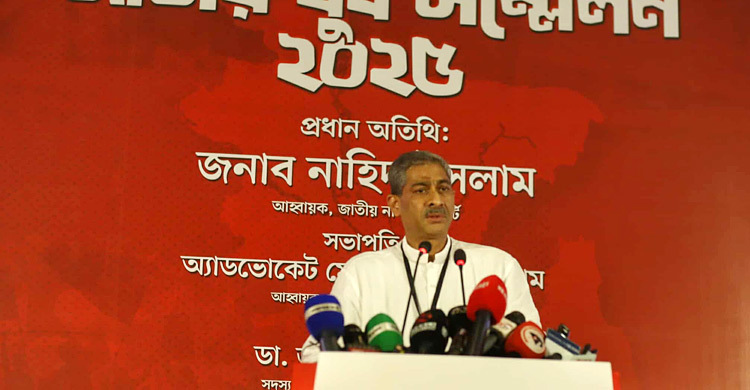 জুলাই আন্দোলনে ডিবি অফিসে সারজিস-হাসনাতকে যা বলেছিলেন এ্যানি