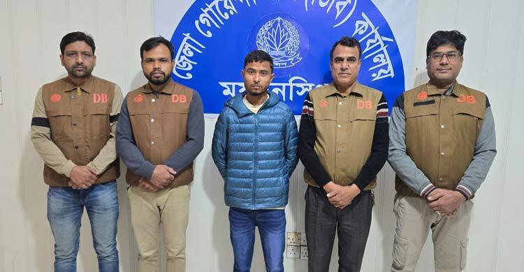 দিপুর মরদেহে আগুন লাগাতে গাছে ঝুলিয়ে দেয় অনিক