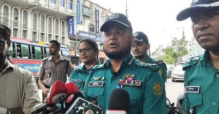 সড়কে মাসে ৫০ হাজার মামলা, বছরে ১২০ কোটি টাকা রাজস্ব আদায়