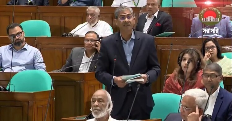 আন্তঃসীমান্ত নদীর পানির ন্যায্য হিস্যা আদায়ে সরকার বদ্ধপরিকর: মন্ত্রী