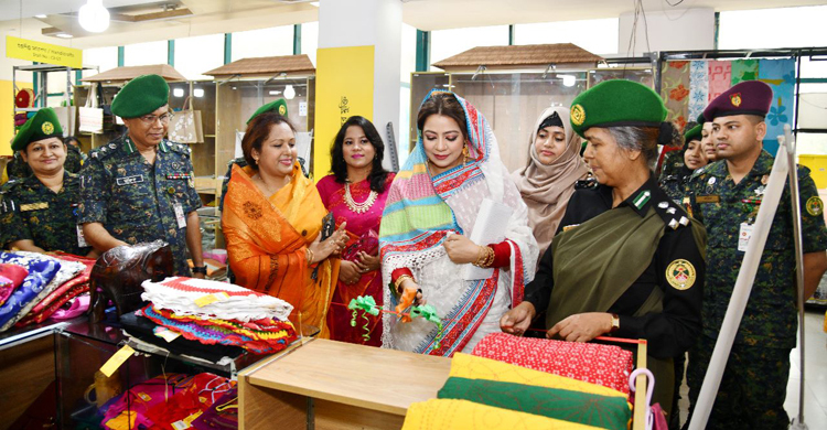 ধানমন্ডিতে ‘জয়িতা আনসার ভিডিপি বিপণনকেন্দ্র’ উদ্বোধন