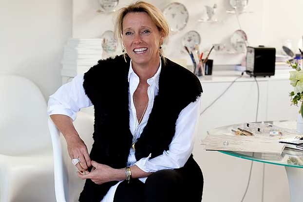 লন্ডনভিত্তিক গয়না ডিজাইনার আনুশকা ডুকাস