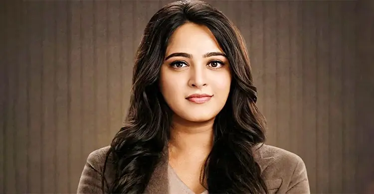 আবারও গুঞ্জন, এবার কি সত্যিই পিঁড়িতে বসছেন অনুশকা শেঠি?