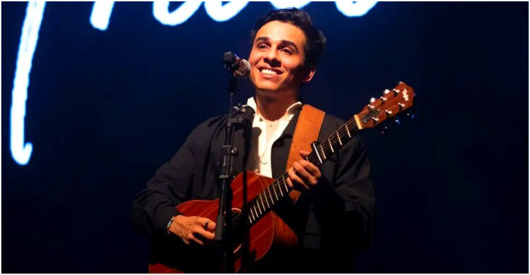 ঢাকায় গাইতে আসছেন ভারতের অনুভ