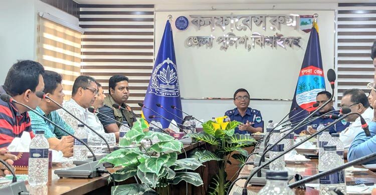 ঝিনাইদহে পূজামণ্ডপের নিরাপত্তায় পুলিশের বিশেষ অ্যাপ