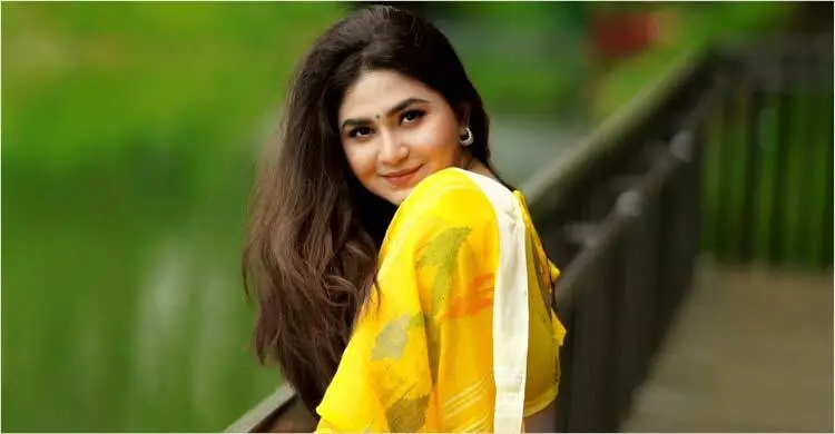 অস্ত্রোপচার শেষে শুটিংয়ে ফিরলেন স্পর্শিয়া