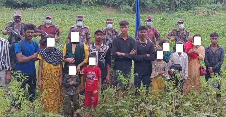 ভারতে আটক ১৫ বাংলাদেশিকে ফেরত পাঠালো বিএসএফ
