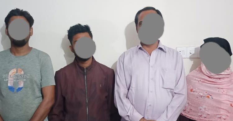 বাল্কহেড চুরি করে বিক্রির অভিযোগে গ্রেফতার ৪