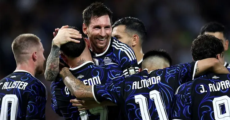 টাকা নিয়েও খেলতে না আসায় আর্জেন্টিনার বিরুদ্ধে প্রতারণার অভিযোগ