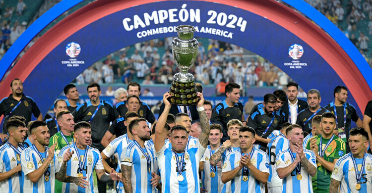 Argentina defeat Colombia 1-0 to win record 16th Copa America