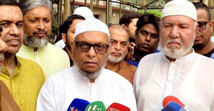 পরিস্থিতি খারাপ হলে প্রবাসীদের দেশে আনার প্রস্তুতি রয়েছে: আরিফুল হক