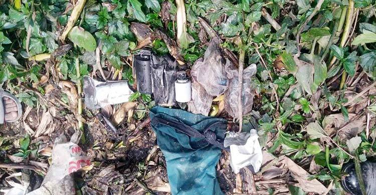 থানা থেকে লুট হওয়া ৭ গ্রেনেড উদ্ধার করলো যৌথবাহিনী