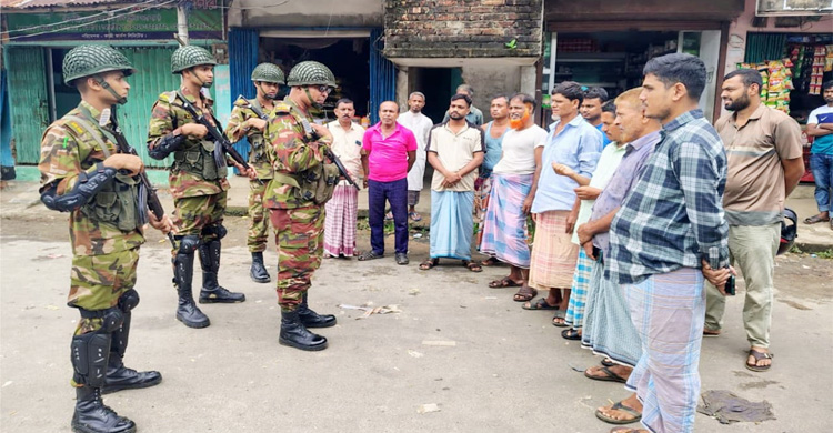 থানার অস্ত্র লুটকারীসহ ৭ দিনে সেনা অভিযানে গ্রেফতার ২৪৪