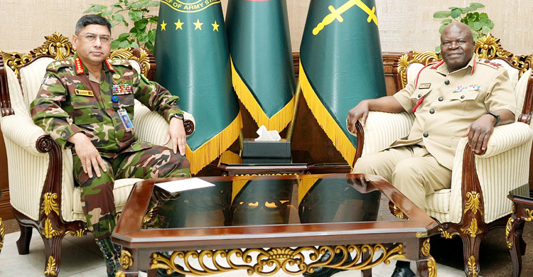 সেনাপ্রধানের সঙ্গে মালাউই ডিফেন্স ফোর্স কমান্ডারের সাক্ষাৎ