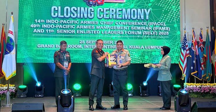 দেশে ফিরেছেন সেনাপ্রধান