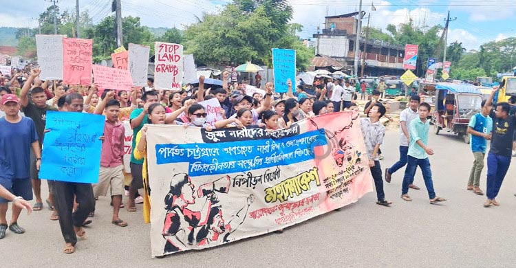 খাগড়াছড়িতে নারী-শিশুদের ‘নাশকতামূলক কাজে’ বাধ্য করছে ইউপিডিএফ