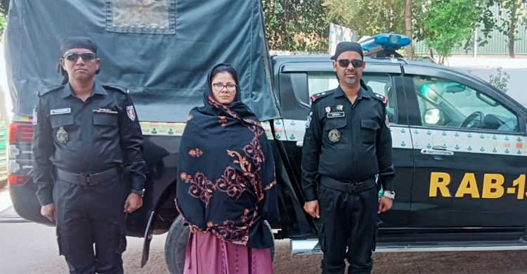 যাবজ্জীবন সাজার ইতি এখন টিকটক ‘সেলিব্রিটি’, গ্রেফতার করলো র‌্যাব