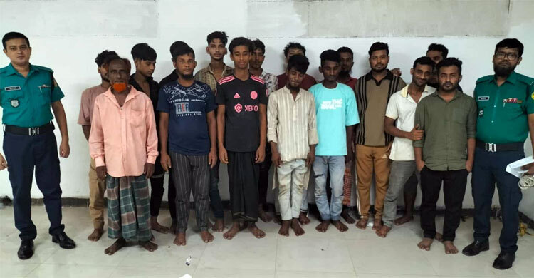 ‘কবজি কাটা’ আনোয়ার গ্রুপের রিয়াজসহ গ্রেফতার ১৬