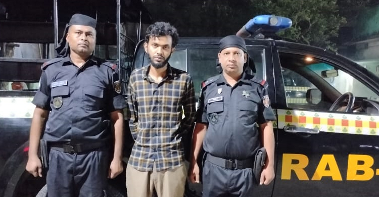 বিয়ের আগের আপত্তিকর ভিডিও দিয়ে ৫ লাখ টাকা দাবি, যুবক গ্রেফতার