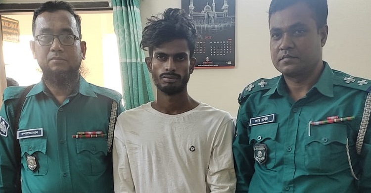 ঢাকায় পিস্তলসহ যুবক গ্রেফতার