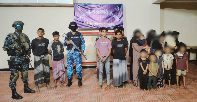 মালয়েশিয়ায় পাচারকালে ২৫ বাংলাদেশি-রোহিঙ্গা নারী-শিশু উদ্ধার