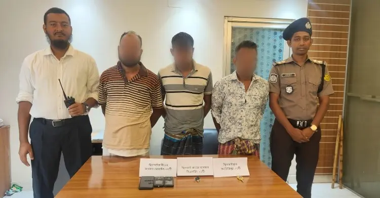 ঢাকায় অটোরিকশা চালককে অজ্ঞান করে হত্যা, চক্রের তিন সদস্য গ্রেফতার