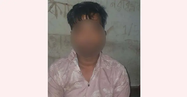 আদাবরে বিকাশের দোকানে ডাকাতি, প্রধান আসামি গ্রেফতার