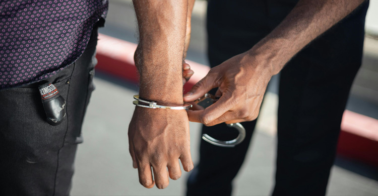 ভারতে বিদেশিদের বিরুদ্ধে মামলার সংখ্যায় শীর্ষে পশ্চিমবঙ্গ