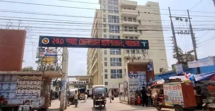 নারী চিকিৎসককে ‘কক্ষে ডাকতেন-কুপ্রস্তাব দিতেন’ হাসপাতাল তত্ত্বাবধায়ক