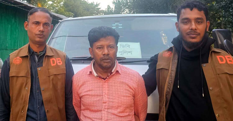 ওয়ার্কশপের আড়ালে আগ্নেয়াস্ত্র তৈরি, যুবক গ্রেফতার