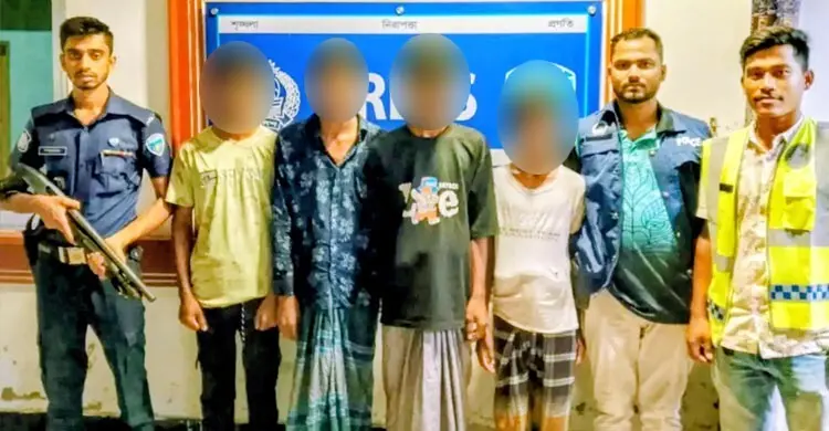 পাহাড়ে ঘুরতে গিয়ে সংঘবদ্ধ ধর্ষণের শিকার স্কুলছাত্রী, গ্রেফতার ৪