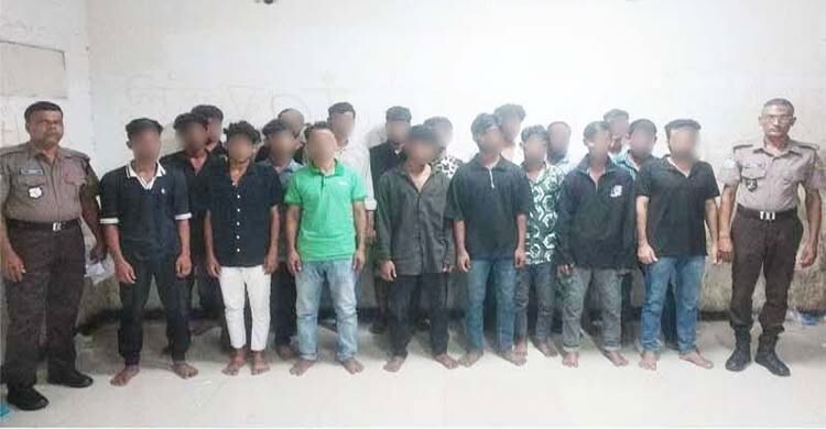 রাজধানীতে ২৪ ঘণ্টায় গ্রেফতার ৫৬
