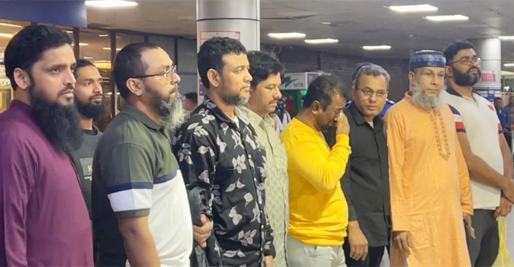 অভ্যুত্থানের সময় সৌদিতে গ্রেফতার, জেল খেটে দেশে ফিরলেন ১০ প্রবাসী