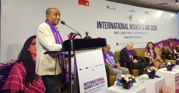 নারীরা ক্রমেই উগ্রবাদী শক্তির লক্ষ্যবস্তুতে পরিণত হচ্ছেন