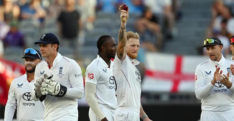 পার্থে ১৯ উইকেটের প্রথম দিন