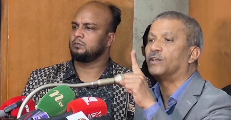 ভোট দিতে কেউ বাধা দিলে সে শেখ হাসিনা হয়ে যাবে: আসিফ নজরুল