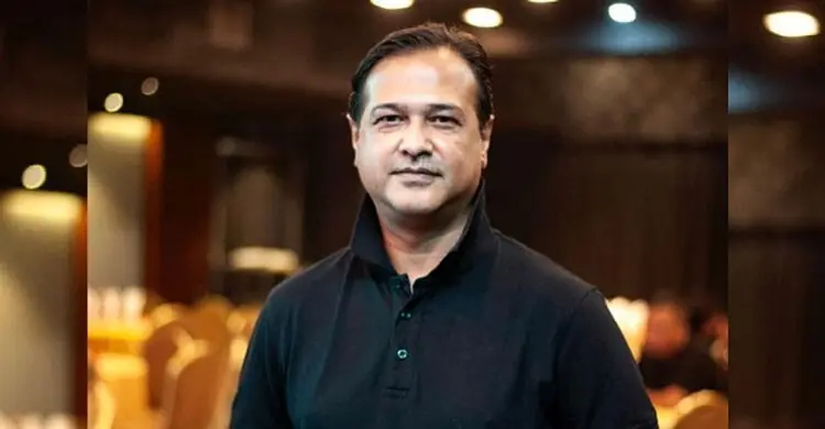 ‘বাংলাদেশের রাজনীতি নিজেই টাকশাল’, বিস্ফোরক মন্তব্য আসিফ আকবরের