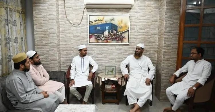 মামুনুল হকের সঙ্গে সৌজন্য সাক্ষাৎ আসিফ মাহমুদের