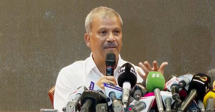 গণভোটের বিষয়ে চূড়ান্ত সিদ্ধান্ত নেবেন প্রধান উপদেষ্টা