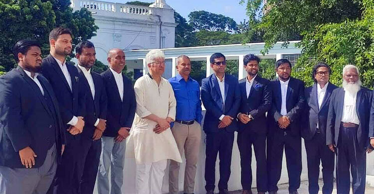 আন্তর্জাতিক অপরাধ ট্রাইব্যুনাল পরিদর্শনে দুই উপদেষ্টা