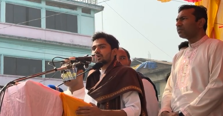 হাসিনার মতো একটি দল ফ্যাসিবাদ কার্যক্রম চালাচ্ছে: আসিফ