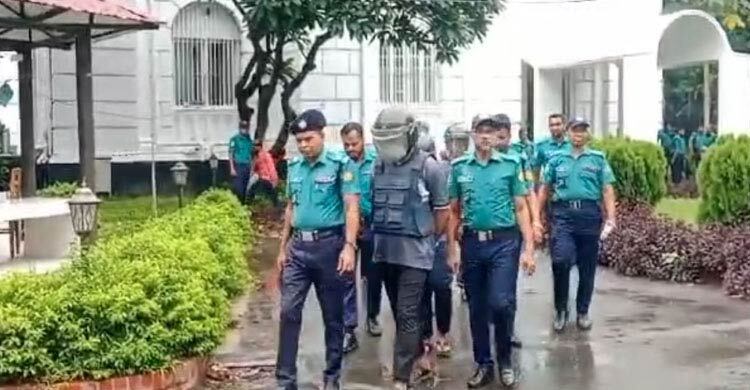 ৬ লাশ পোড়ানোর মামলার শুনানি, ট্রাইব্যুনালে ৮ আসামি