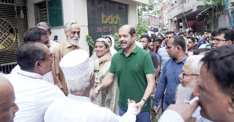 ডেঙ্গু নিয়ন্ত্রণে জনগণকে সচেতন হতে হবে: আতিকুল ইসলাম