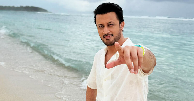 শেষ পর্যন্ত ঢাকায় আসছেন আতিফ আসলাম, কবে-কোথায়