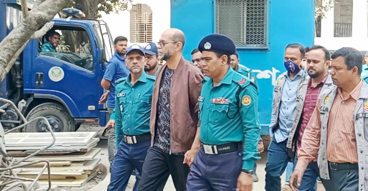 ‘উত্তরায় ২০০ মানুষ মারা হয়েছে, আতিকুল দায় এড়াতে পারেন না’