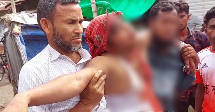 সহকারী প্রিসাইডিং কর্মকর্তা আটক, দুই কেন্দ্রে মারামারি