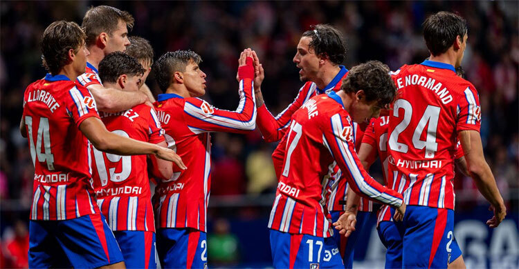 আর্জেন্টাইন তারকার জোড়া গোলে শিরোপা লড়াইয়ে অ্যাতলেতিকো